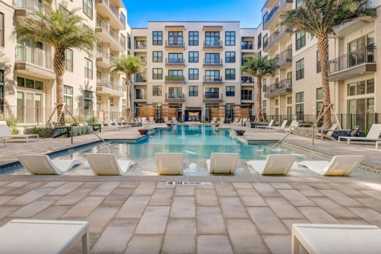 Riverwalk Serenity 2br With Free Pkg And Wi-fi Apartment