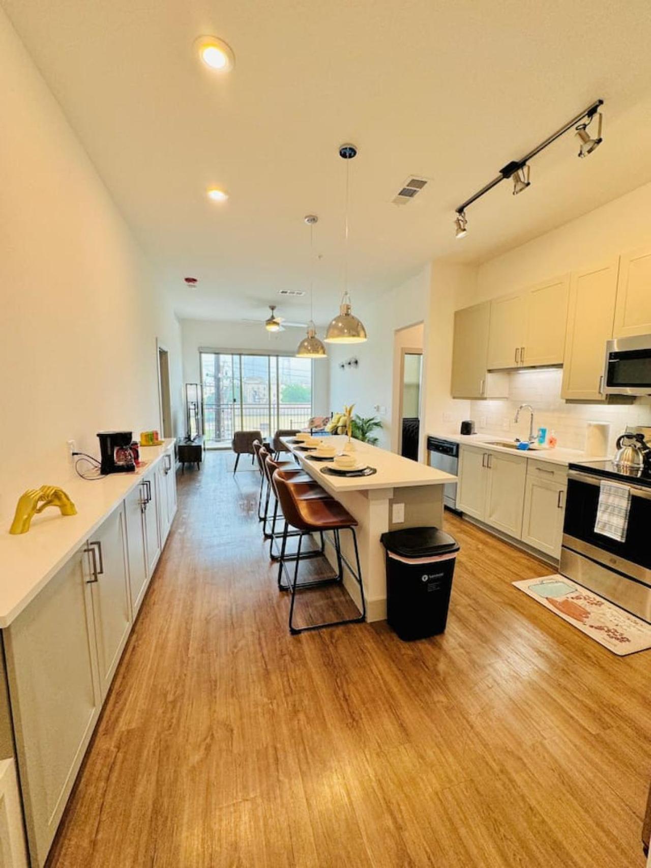 Riverwalk Serenity 2br With Free Pkg And Wi-fi